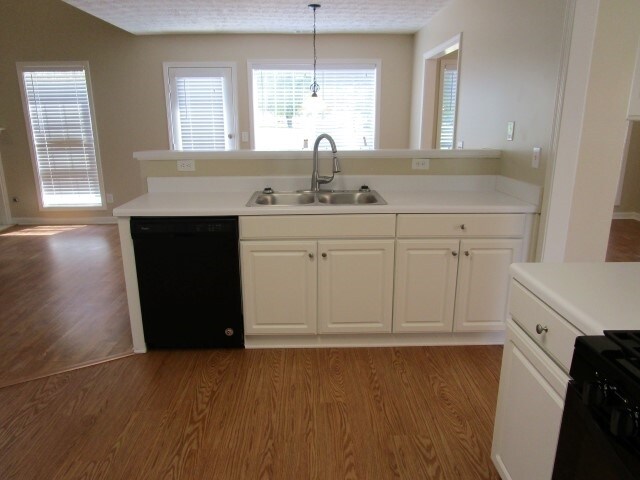 Foto del edificio - 194 Meadow Crest Way