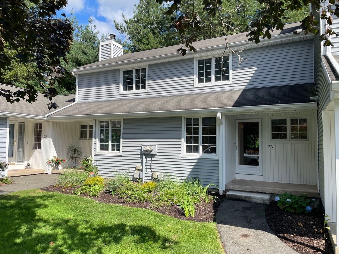 23 Willow Brk Dr, Glastonbury, CT 06033 House Rental in Glastonbury, CT