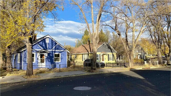 Birch Ave Bungalows - 608 W Birch Ave