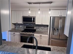 Foto del edificio - 26101 Village Ln
