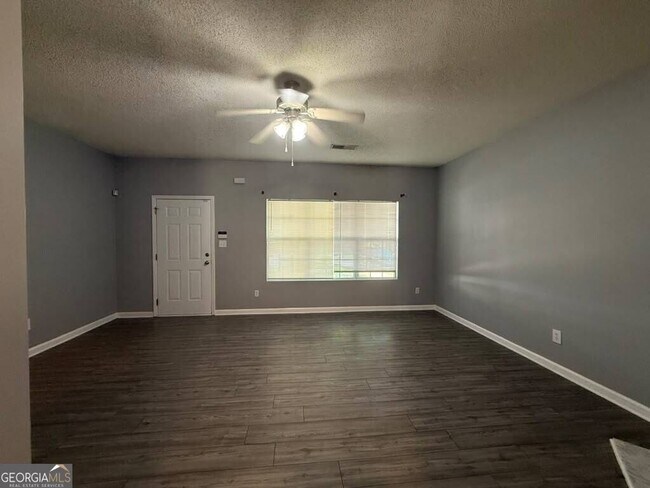Foto del edificio - 1759 Glen View Way