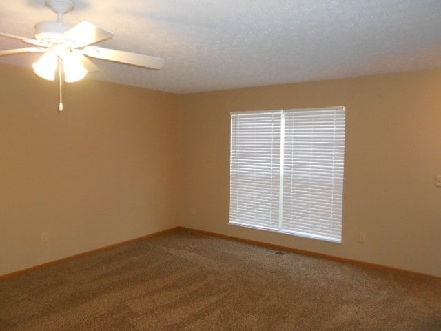 Foto del edificio - 6573 Warriner Way