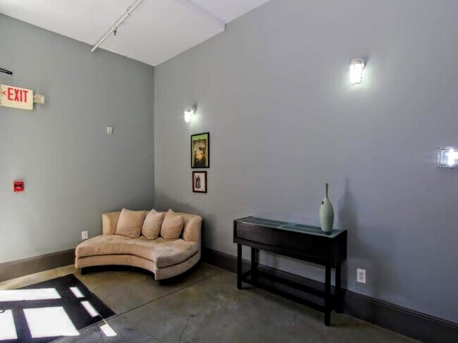 Foto del edificio - 1207 Vine St