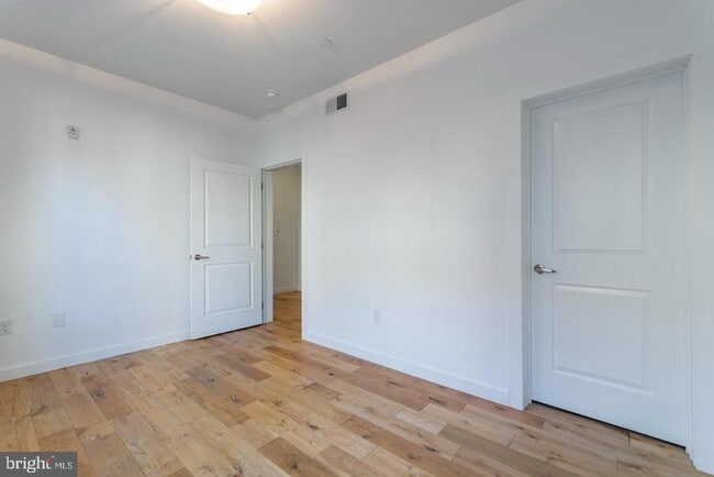 Building Photo - 224 Church St