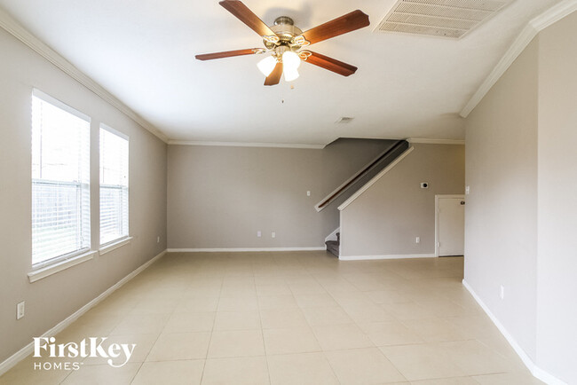 Building Photo - 8114 Scarlet Tanager Dr