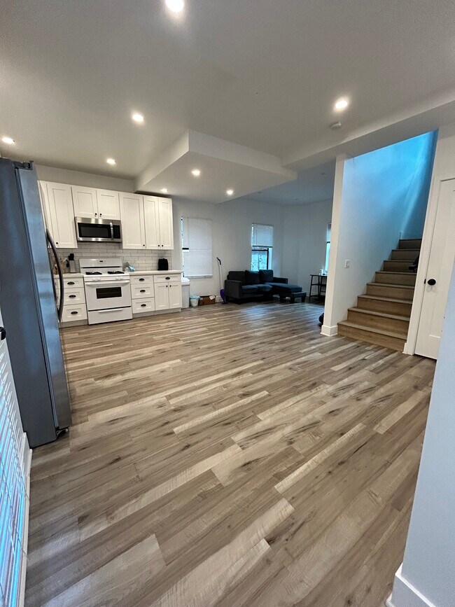 Foto del edificio - 1334 W 22nd St