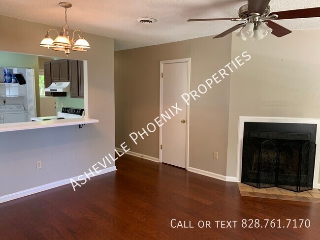 Building Photo - 141 Rocking Porch Ridge