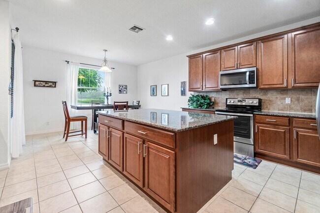 Building Photo - 3441 Oakmont Estates Blvd