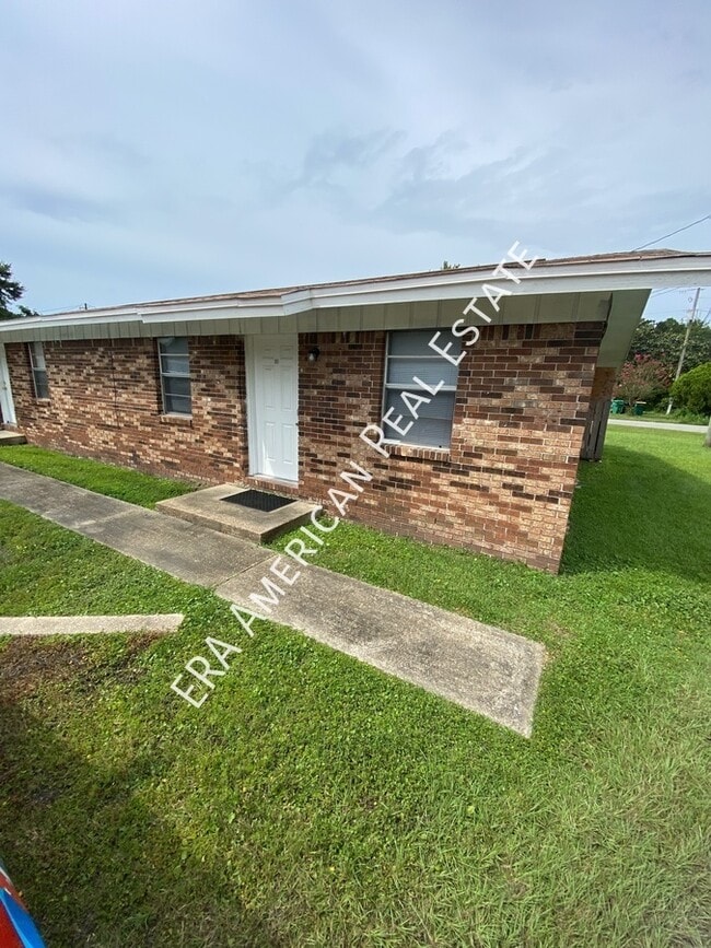 Building Photo - 74 2nd Ave