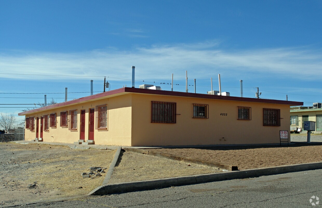 Building Photo - 4022 Taylor Ave