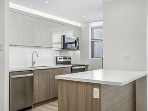 Building Photo - 8 Lomond Drive