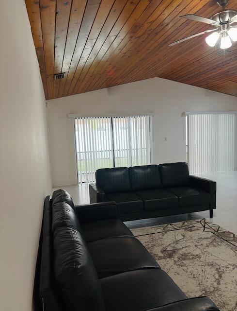 Foto del edificio - 11617 NW 23rd Ct