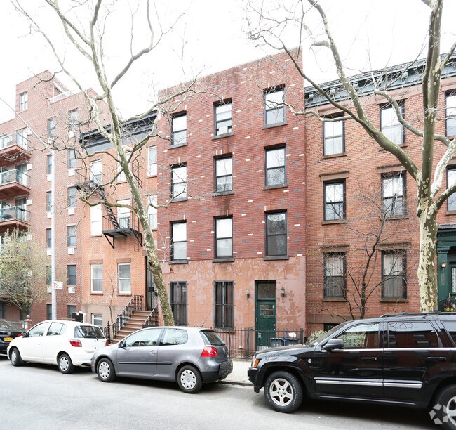 Building Photo - 336 Degraw St