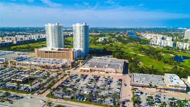 Building Photo - 1745 E Hallandale Beach Blvd