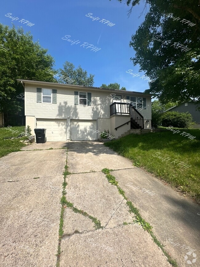 Building Photo - 503 Speck Ave