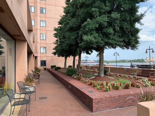 Building Photo - Harbor Tower Apartments