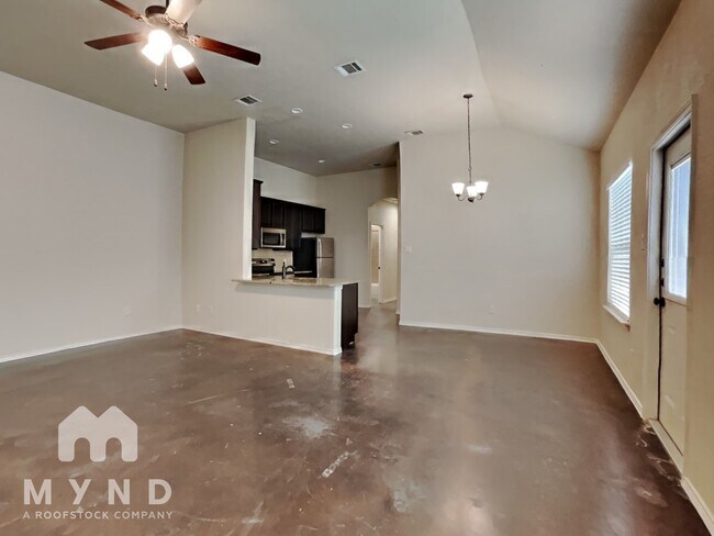 Building Photo - 226 Kaspar Way
