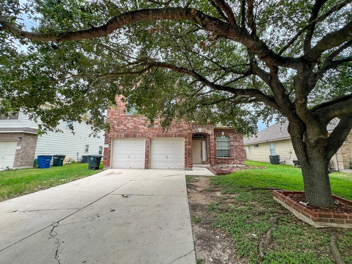 Primary Photo - 340 Meadow Park