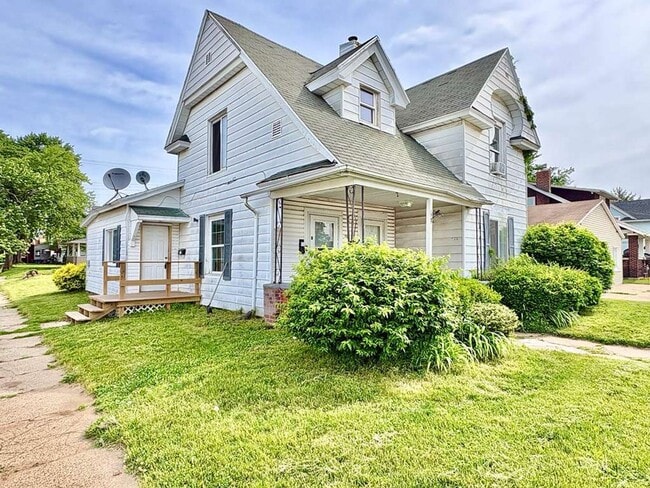 Building Photo - 2701 E Mishawaka Ave