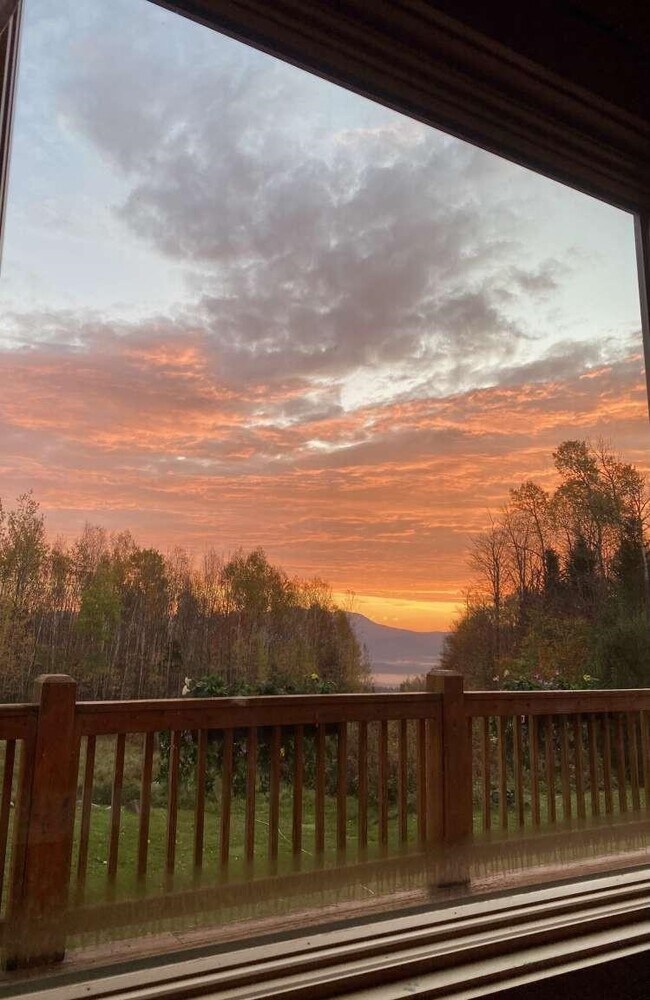 Foto del edificio - 30 Glade Cir