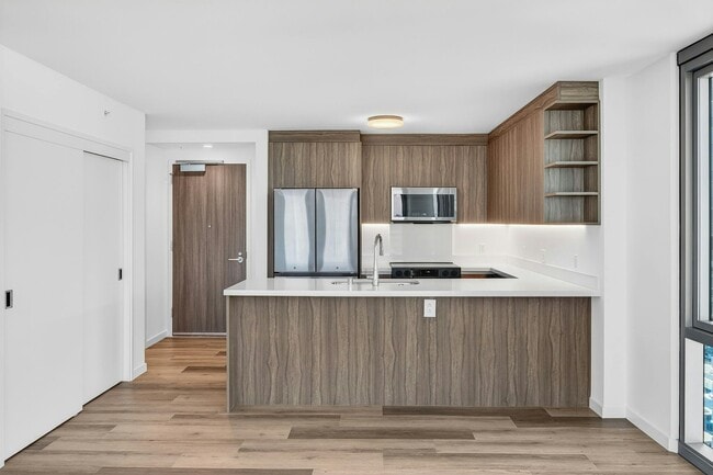 Building Photo - 1500 Rycroft St