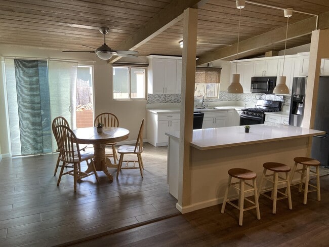 Foto del edificio - 4938 54th St