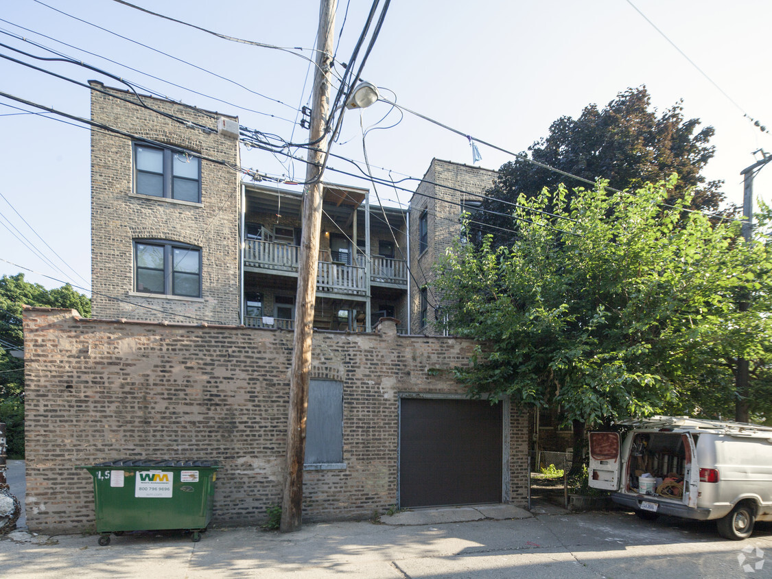 Building Photo - 2115-2117 W Birchwood Ave