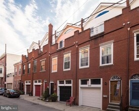 Building Photo - 822 N Ringgold St