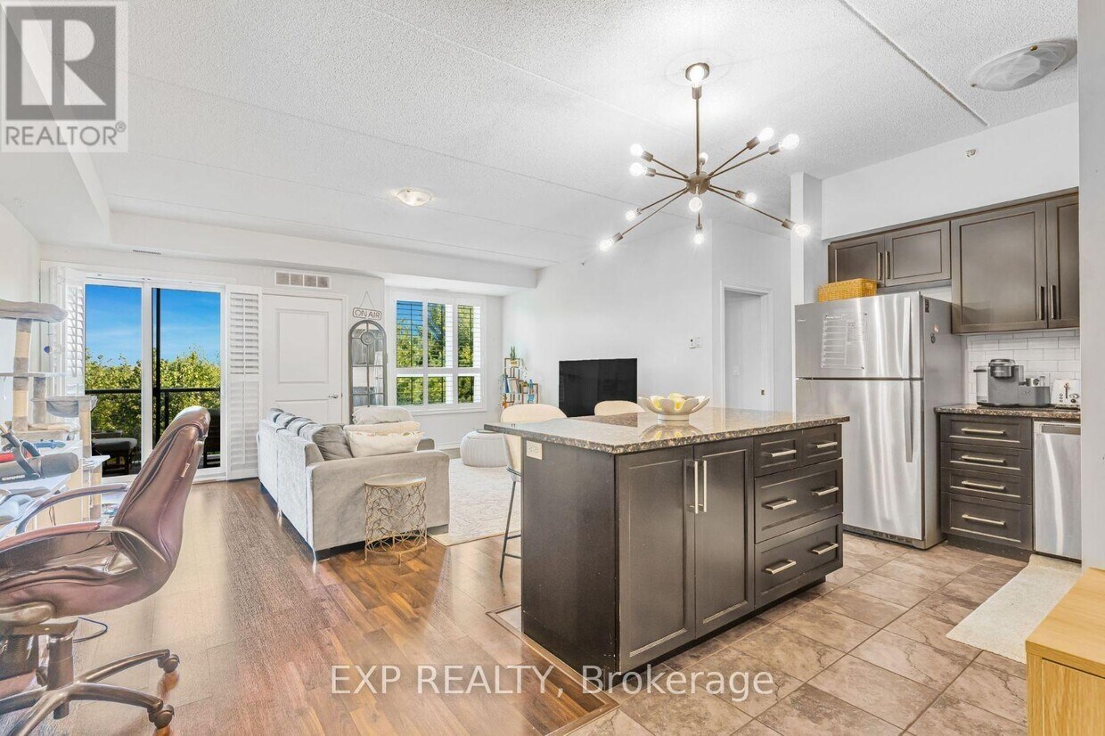 Photo principale - 630-630 Sauve St