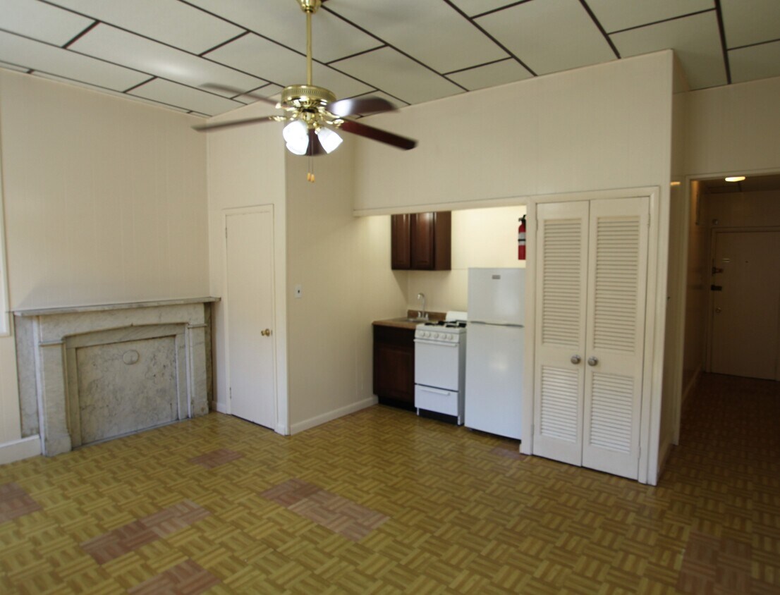 2035 Chestnut St Unit 201, Philadelphia, PA 19103 Apartments in