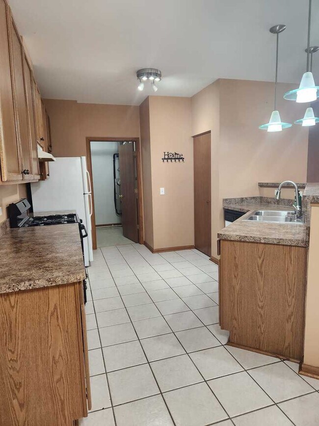 Foto del edificio - 8108 Concord Ln