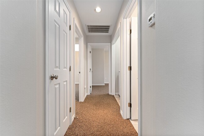 Foto del edificio - 24527 Appian Ridge