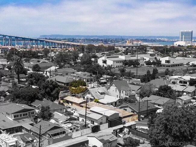 Coronado beach is a 10 min drive - 2240 Irving Ave