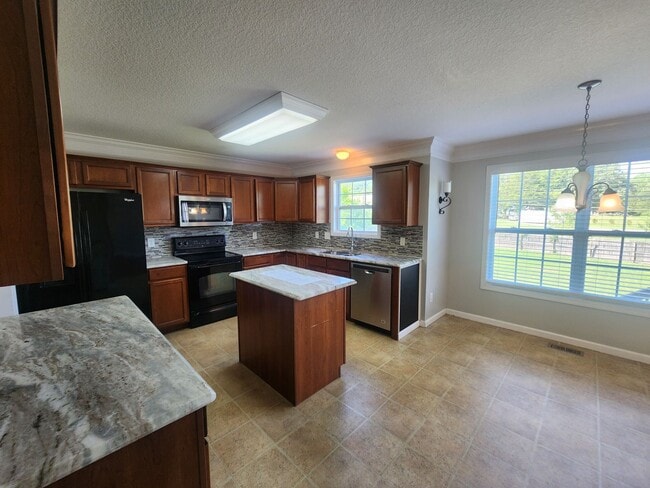 Photo - Your Private Summer Oasis in Knox County! House