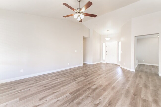 Foto del edificio - 35 Tidwell Ln