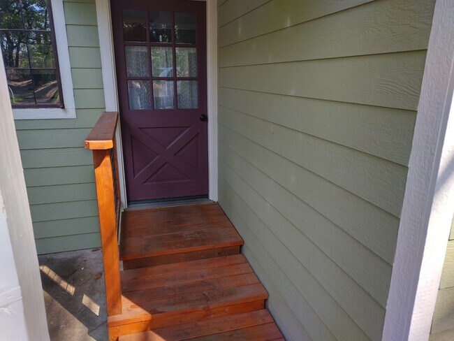 Front door - 16430 Canal Rd