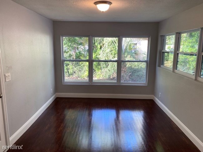 Building Photo - 3 br, 1 bath House - 1010 N Parsons Ave