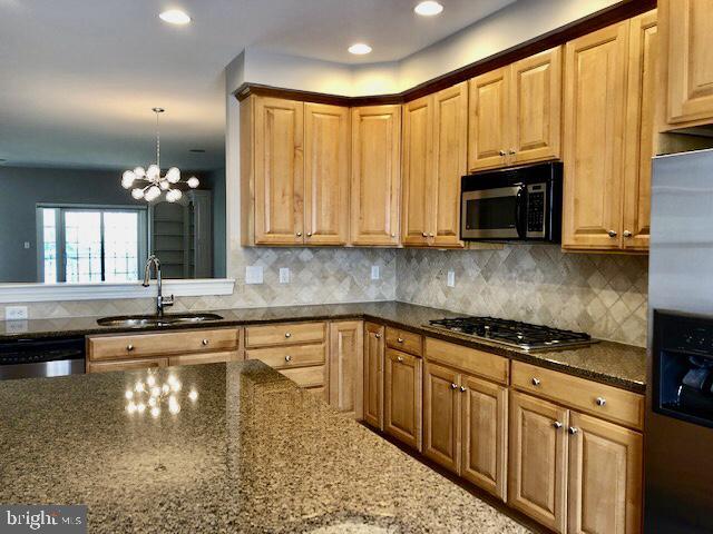 Foto del edificio - 145 Christina Landing Dr
