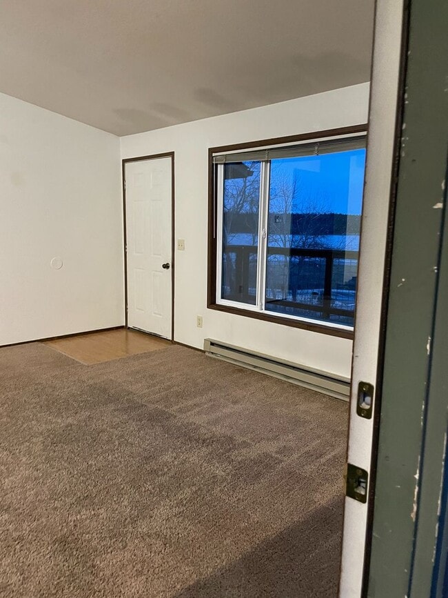 Building Photo - Gleeson (1047 SE Jensen Street)