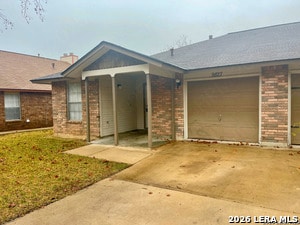 Foto del edificio - 9827 Ardash Ln