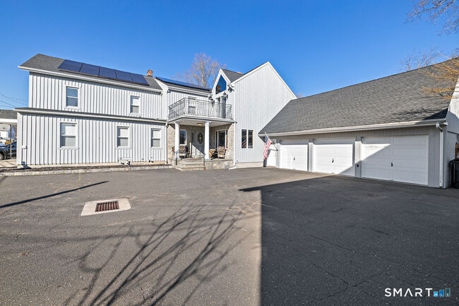 Foto del edificio - 14 Plymouth Ave