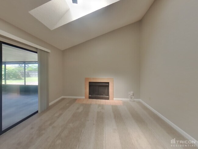 Foto del edificio - 4739 Harpers Ferry Ln