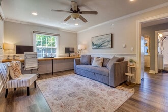 Building Photo - 214 Ave F