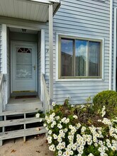 Building Photo - 376 Cypress Rd