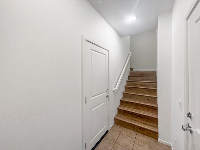 Foto del edificio - Great 2B/2.5BA Townhome in Escondido!