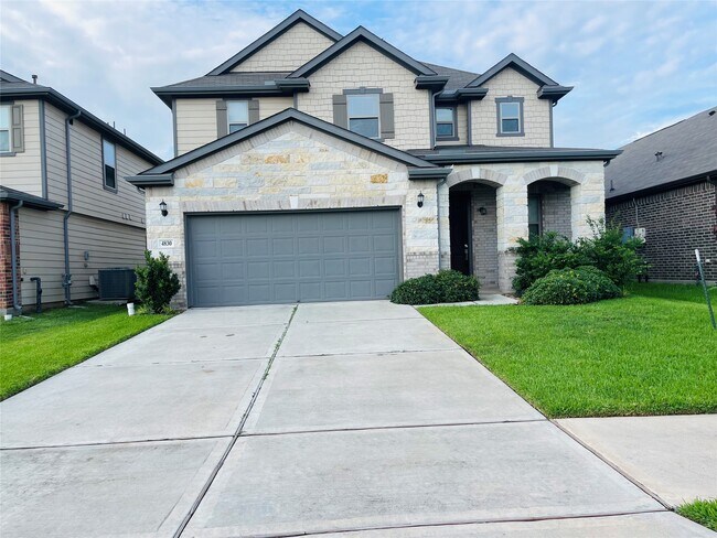 Foto del edificio - 4830 Lucky Fawn Ln