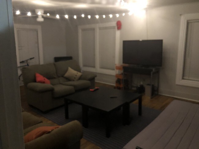 Foto del edificio - 717 S Monroe St