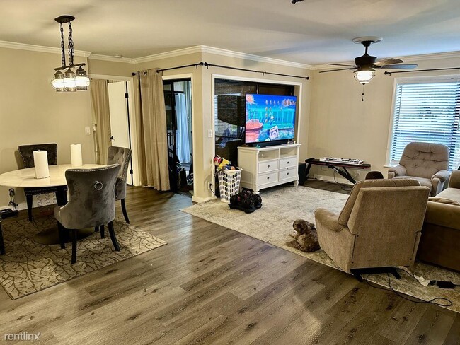 Building Photo - 3 br, 2 bath House - 3689 Cocoplum Cir # 3533