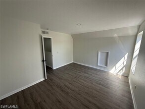 Building Photo - 5248 Confederate Dr