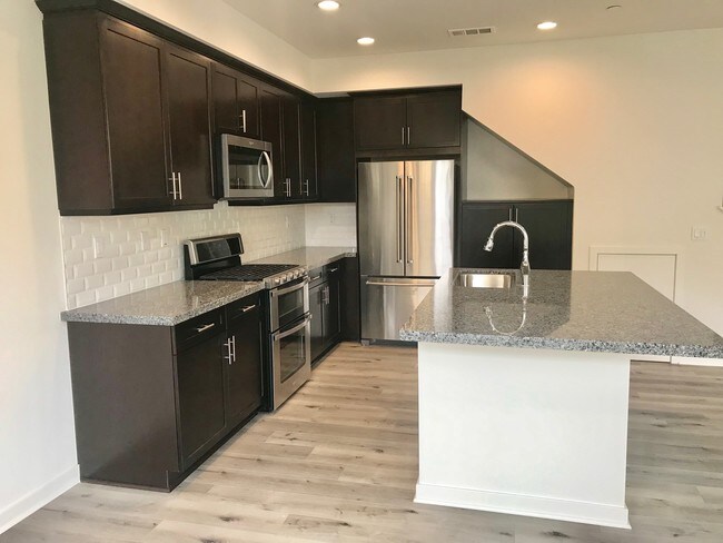 Building Photo - 2047 Quartet Loop